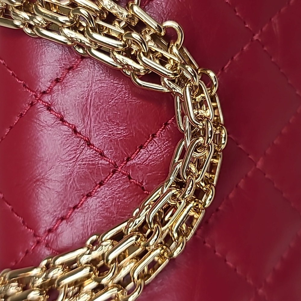 Chanel Classic Quilted Calfskin Medium 2.55 Reissue Red Double Flap Bag NWT/NIB - Picture 6 of 17